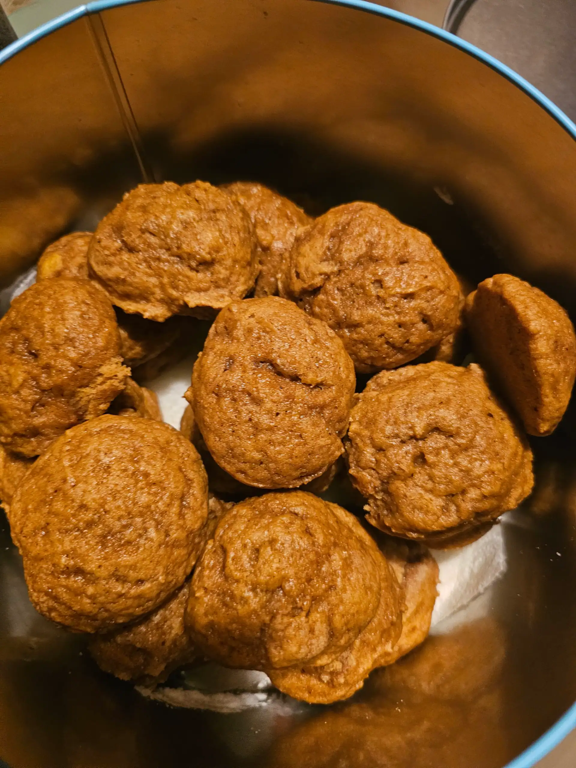 Soft and cakey pumpkin cookies