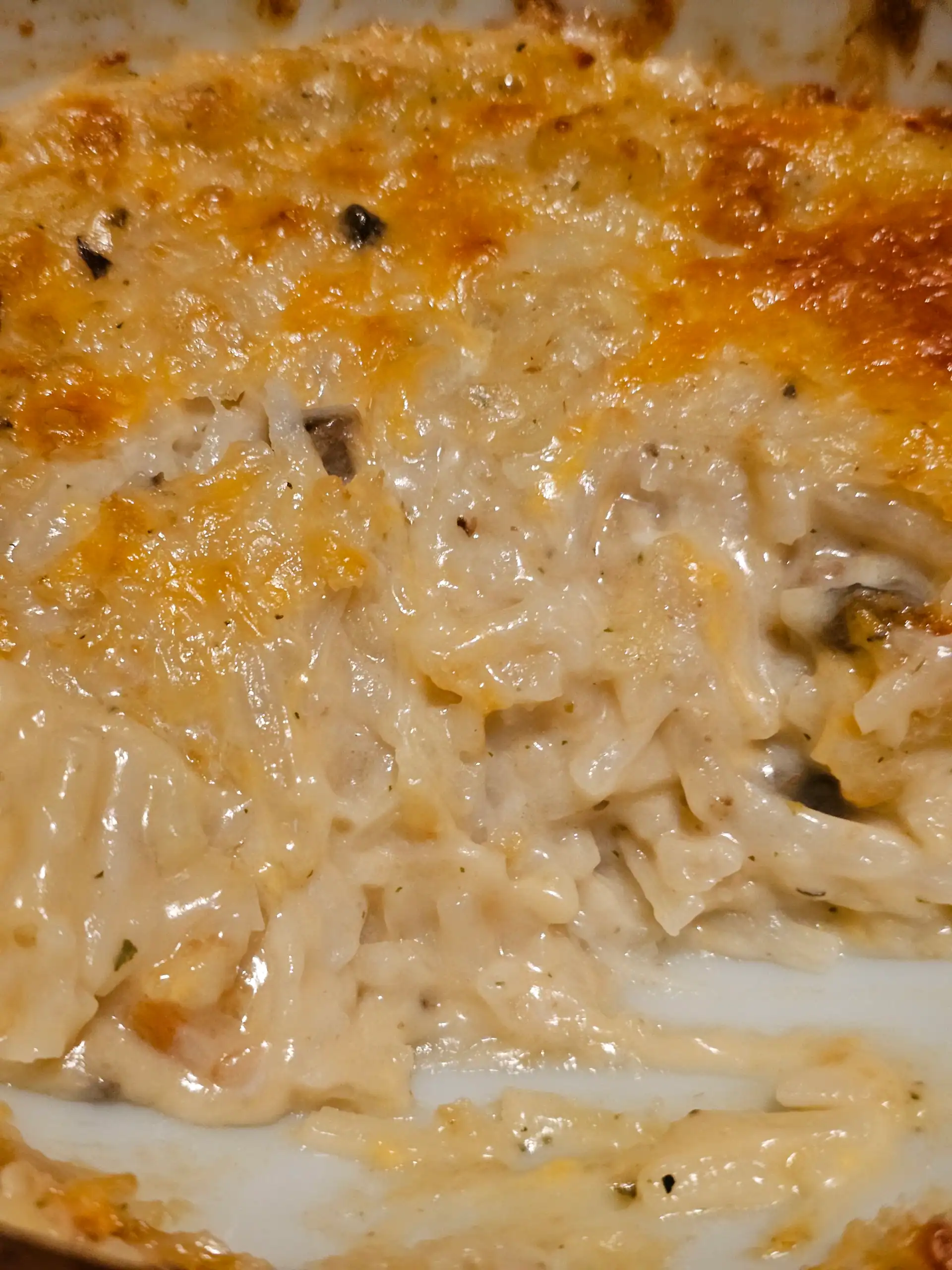 Creamy and cheesy hashbrown casserole
