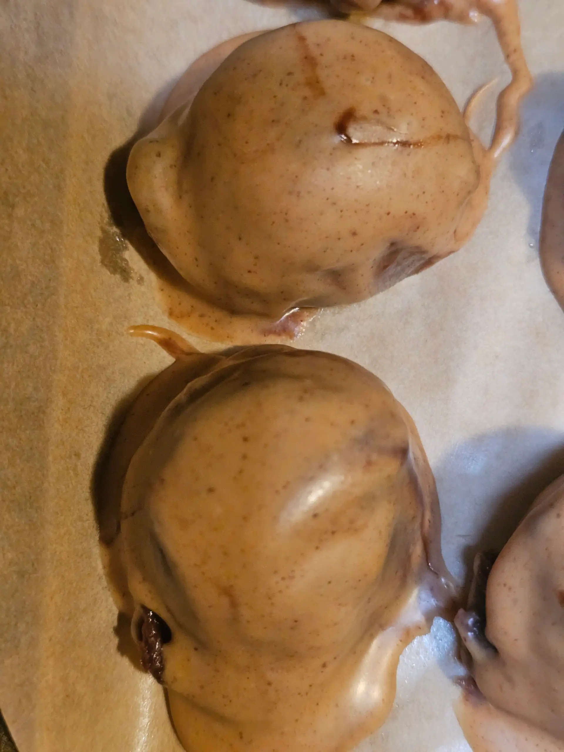 Chocolate hazelnut truffles with peanut butter topping