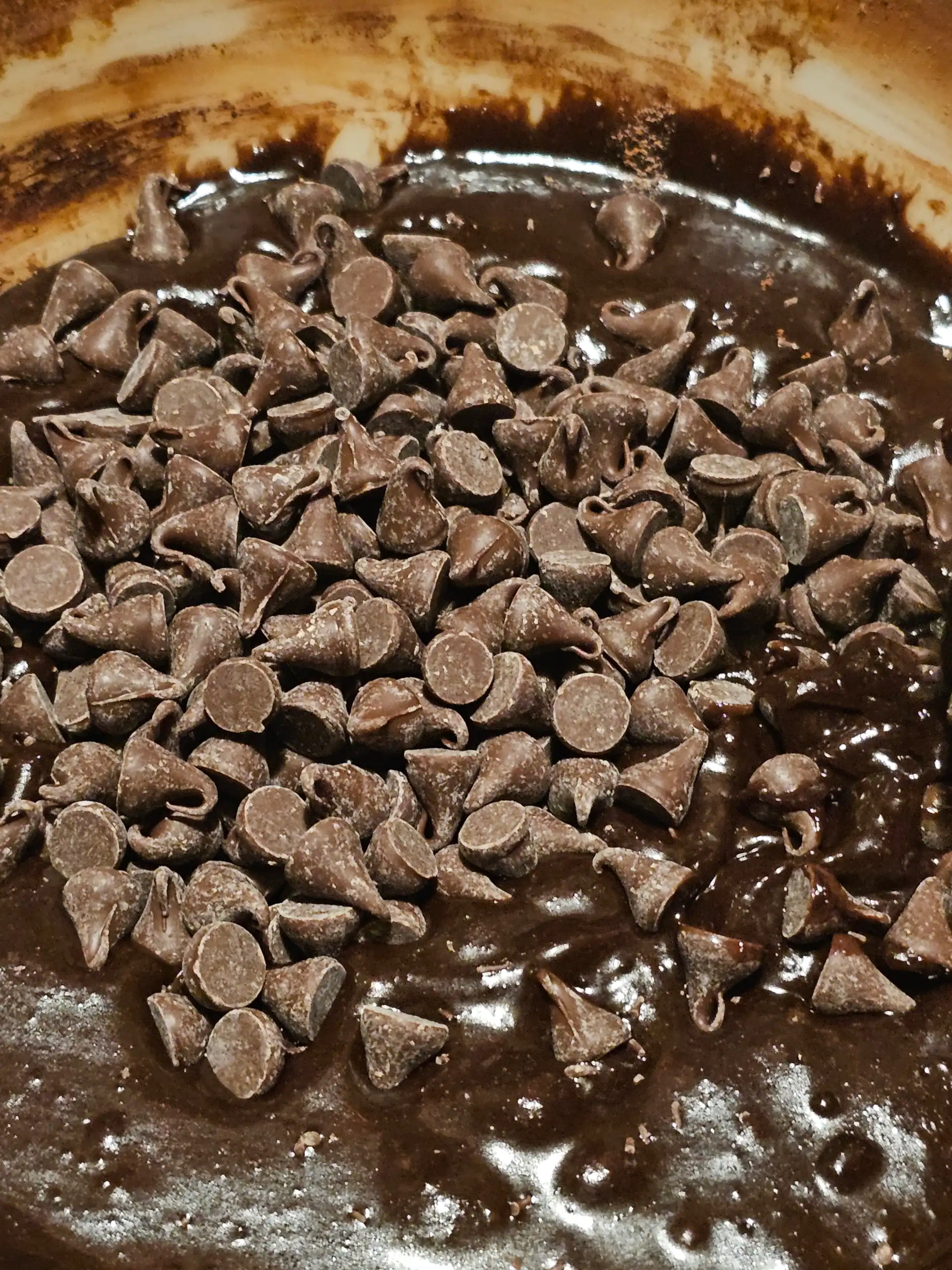 cakey and fudgy brownie batter